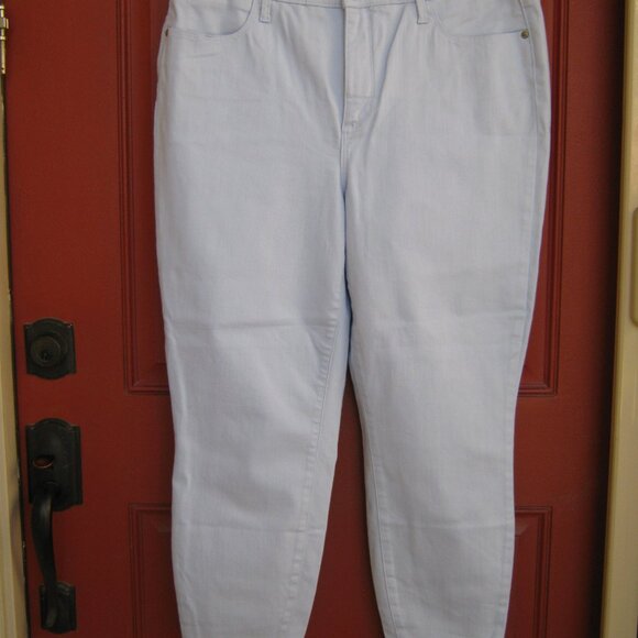 Talbots NWOT - High-Waisted Jeggings - Baby Blue - Size 14 - Picture 2 of 4